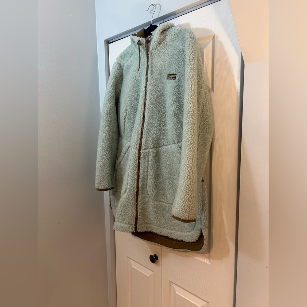 L.L. Bean Women's Sherpa Ski Jacket in Light Sage Green